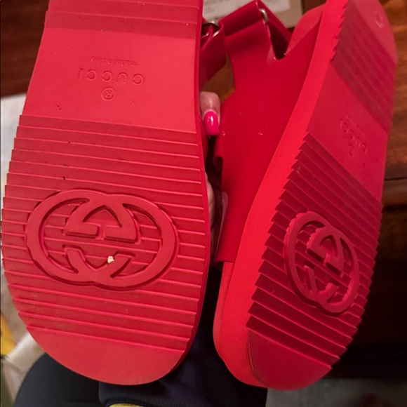 Red Sandals - Picture 4 of 7